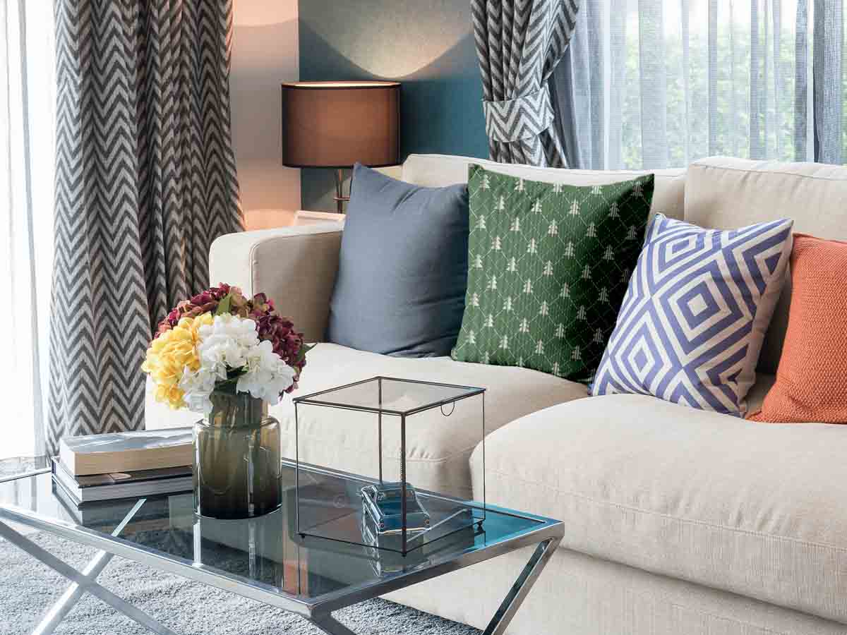 Coussin de santé vert avec des sapins