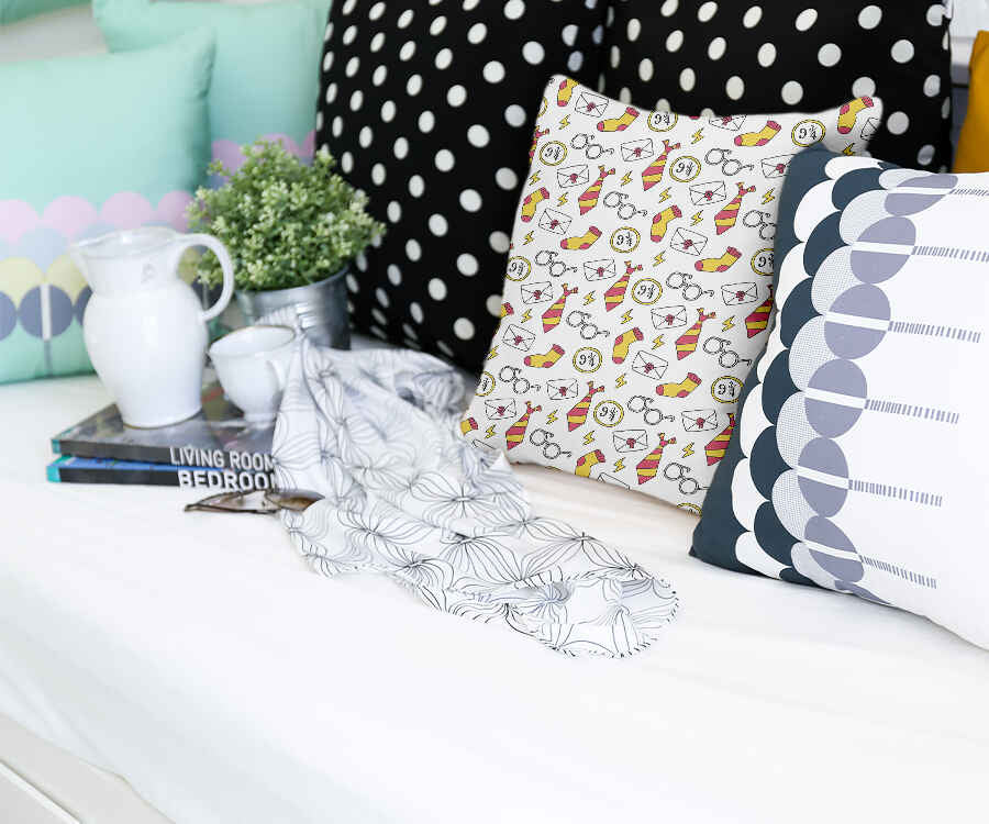 Coussin de santé blanc école de sorcellerie