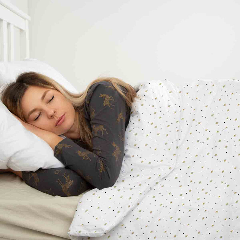 Therapy blanket and bedding set, white with stars and dots.