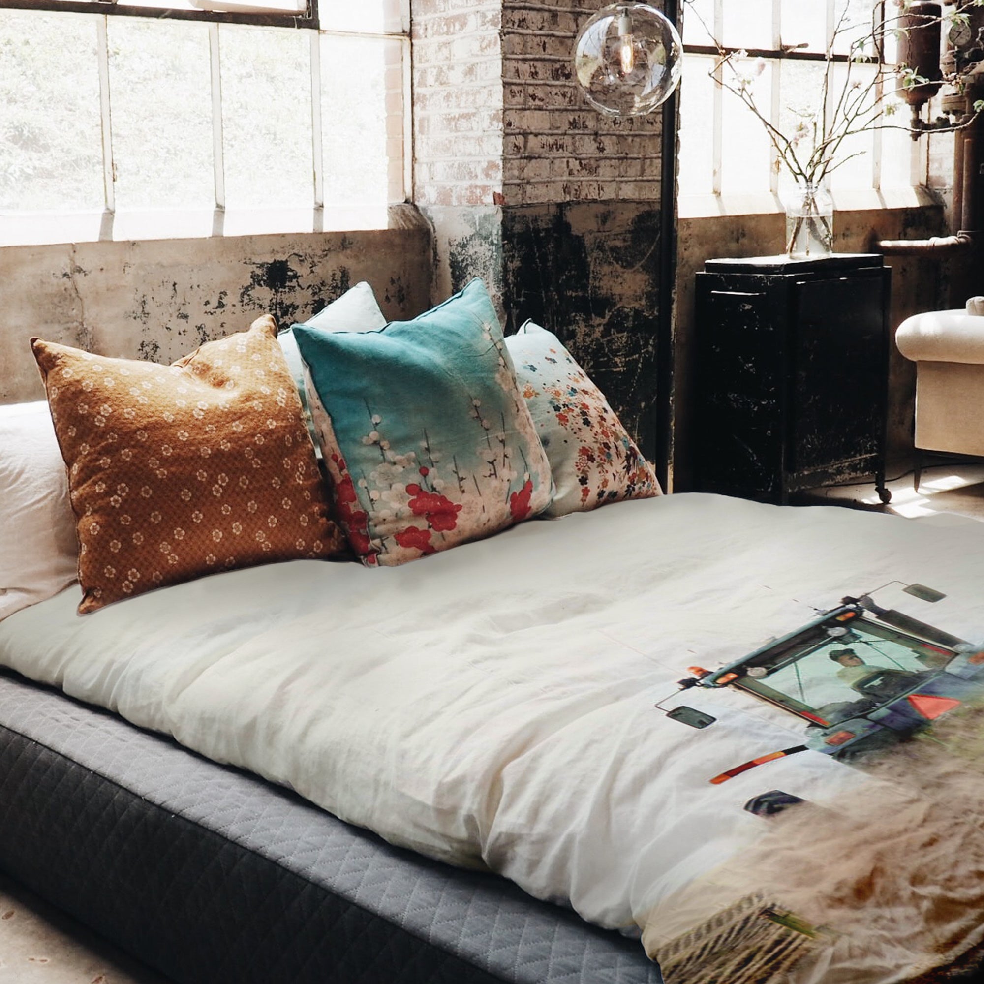 Therapy blankets bedding set tractor in action