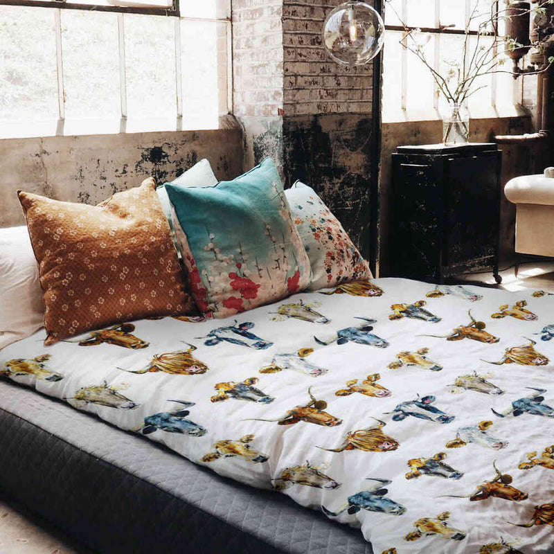 Original therapy blanket - cotton cover white with bull heads
