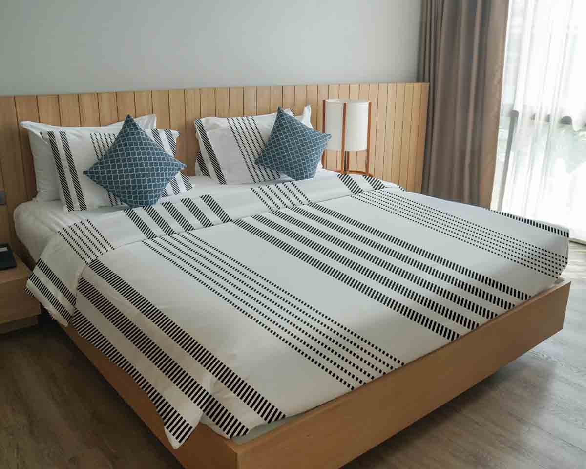 Original therapy blanket - cotton cover gray with thick and thin stripes