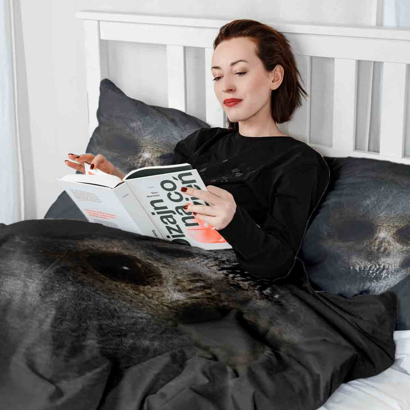 Therapy blankets bedding set black horror