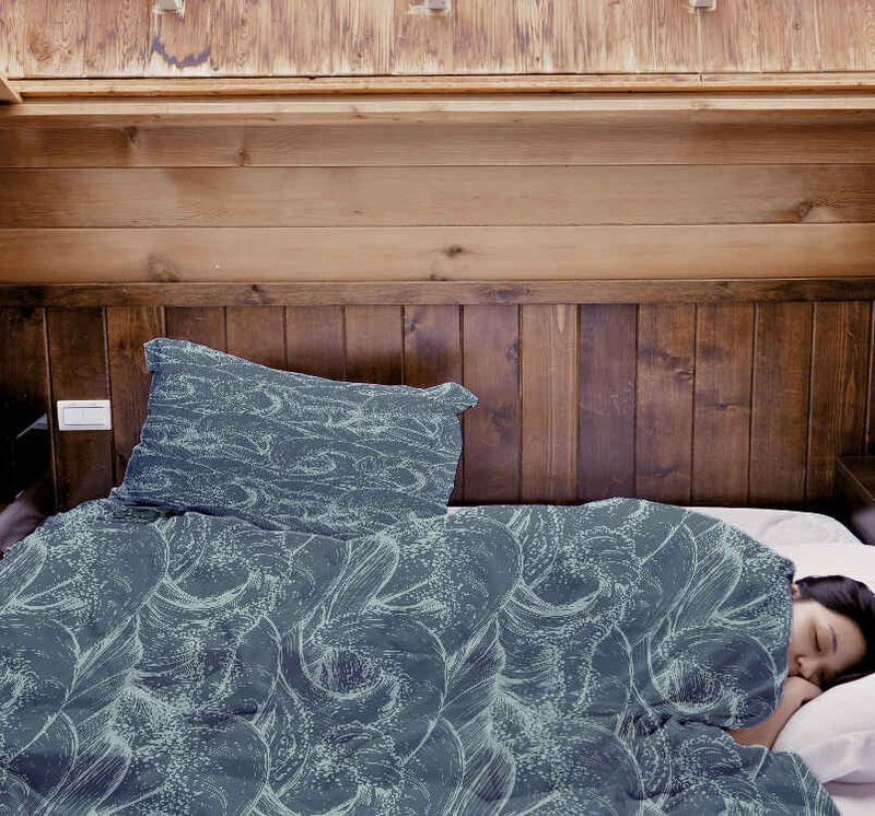 Original therapy blanket - cotton cover waves in the sea
