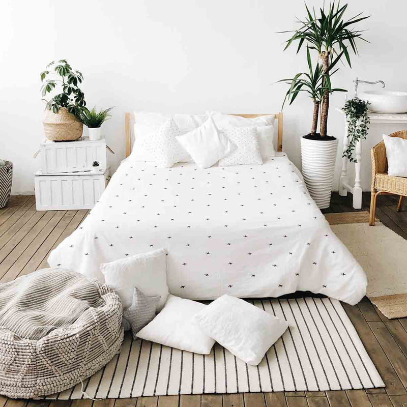 Therapy blanket bedding set, white, airplanes