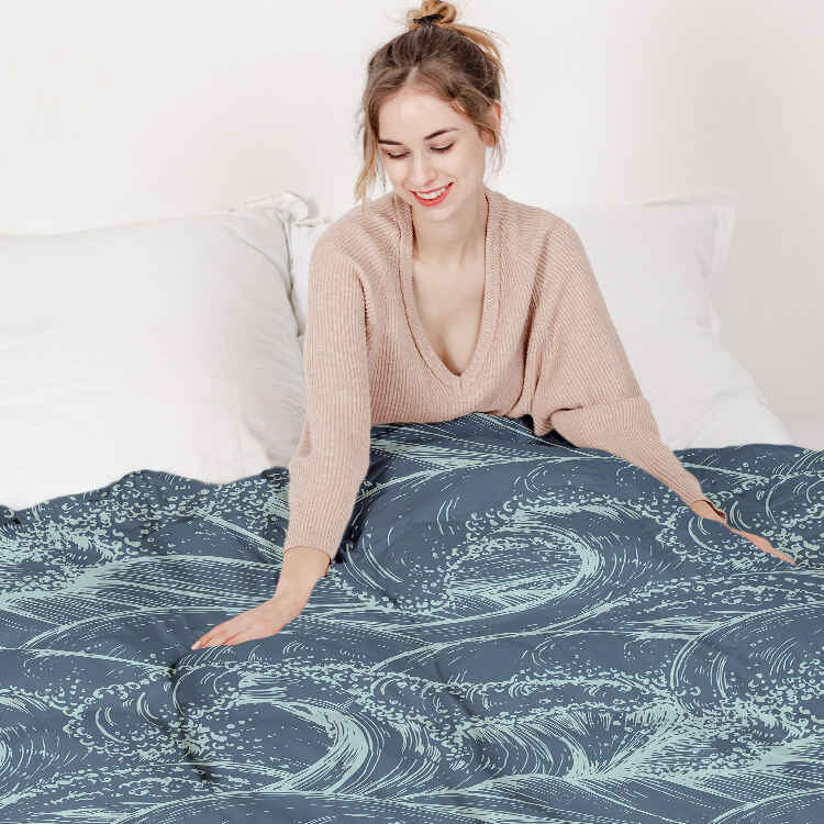 Original therapy blanket - cotton cover waves in the sea