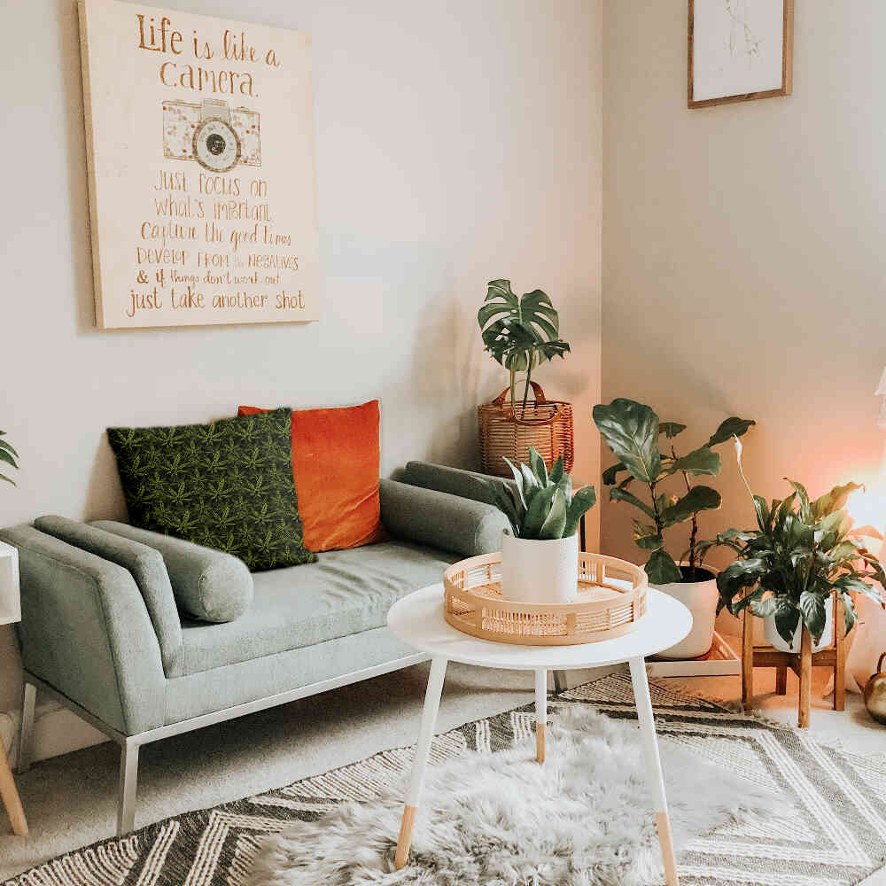 Health Pillow Hemp Leaf