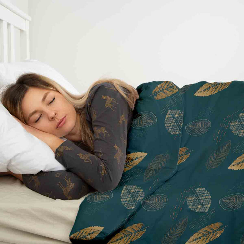 Therapy blanket bedding set, green with golden leaf.